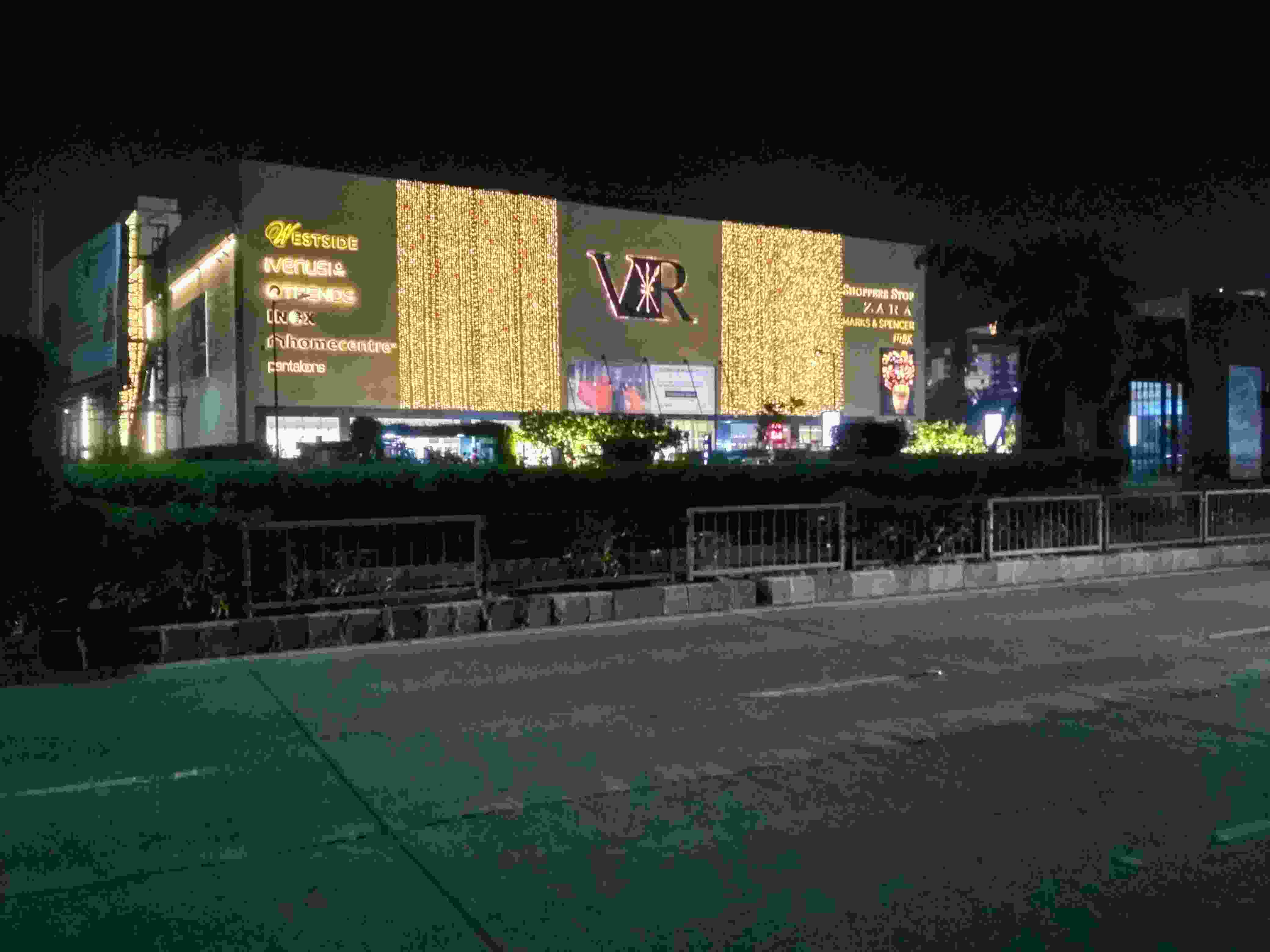 shop-vrmahal2
